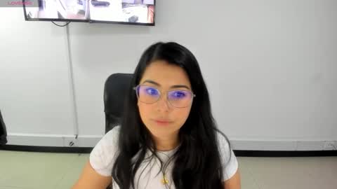 Snapshot of studcb_ chatting on 10/03/25, 04:26 studcb_ online show from 10/03/25, 04:26
