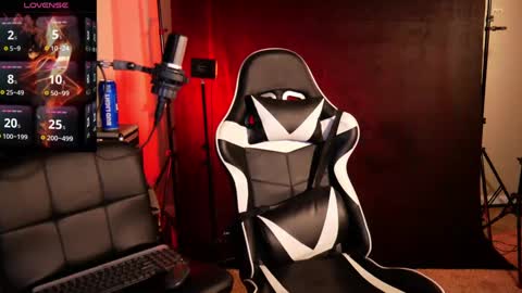 Ryan Long online show from 12/31/24, 01:57