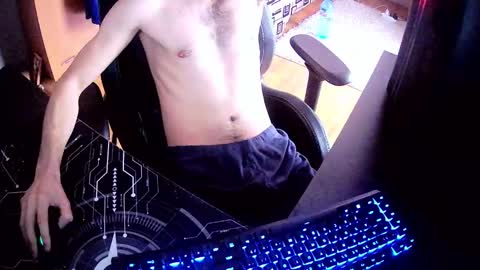 Snapshot of studply7 chatting on 12/15/24, 09:24 studply7 online show from 12/15/24, 09:24