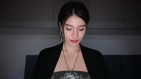 Snapshot of stuirt chatting on 06/30/26, 01:50 Sofa online show from 06/30/26, 01:50