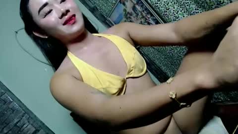 stunning_andrea69 online show from 05/14/26, 05:31