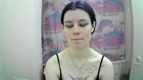 Snapshot of style_bliss chatting on 10/06/25, 02:14 Eva online show from 10/06/25, 02:14