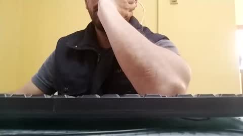 suaber_ online show from 10/31/25, 06:42