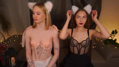 Snapshot of suannedoriean chatting on 11/04/25, 02:54 Mure online show from 11/04/25, 02:54