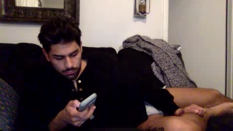 Snapshot of suaveces chatting on 03/20/26, 03:22 suaveces online show from 03/20/26, 03:22