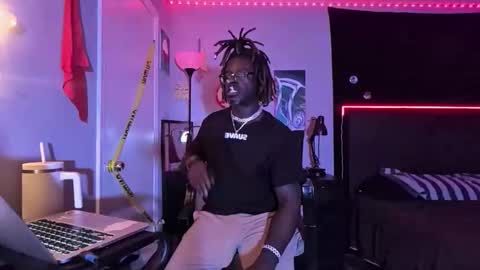 Hot Chocolate online show from 11/20/25, 06:57