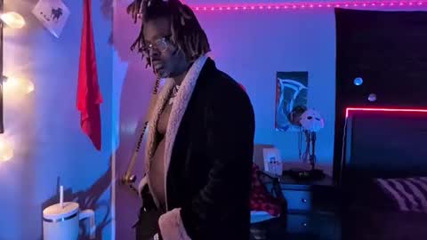 Hot Chocolate online show from 12/04/25, 02:54