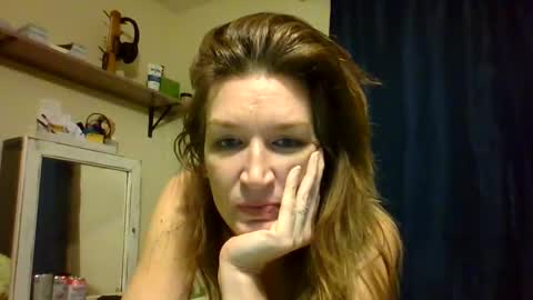 Snapshot of sub4you69brat chatting on 01/15/25, 06:43 sub4you69brat online show from 01/15/25, 06:43