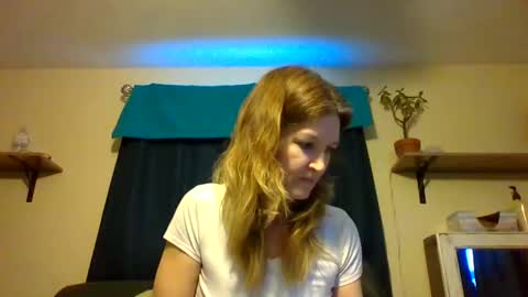 Snapshot of sub4you69brat chatting on 01/23/25, 09:39 sub4you69brat online show from 01/23/25, 09:39