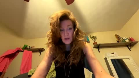 Snapshot of sub4you69brat chatting on 02/06/25, 02:00 sub4you69brat online show from 02/06/25, 02:00