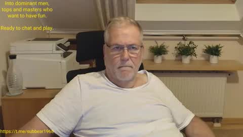subbear1968 online show from 05/18/26, 08:14