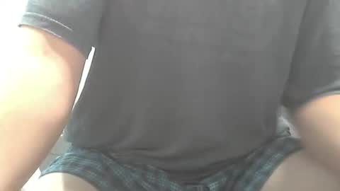 Snapshot of subietimm91 chatting on 10/15/25, 02:55 subietimm91 online show from 10/15/25, 02:55