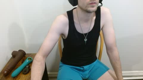 Snapshot of substagseb chatting on 04/19/26, 06:10 Seb online show from 04/19/26, 06:10