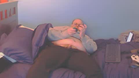 Snapshot of subzero_2689 chatting on 12/09/24, 03:40 subzero online show from 12/09/24, 03:40