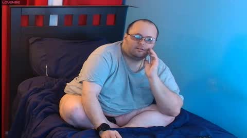 Snapshot of subzero_2689 chatting on 02/13/26, 04:41 subzero online show from 02/13/26, 04:41