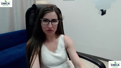 Eva online show from 05/17/26, 09:06