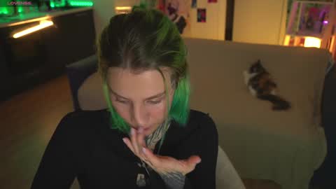 Snapshot of succubus_66 chatting on 12/19/24, 12:12 succubus_66 online show from 12/19/24, 12:12