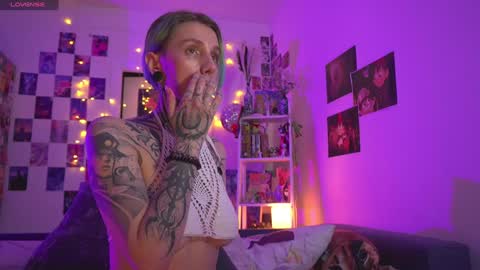 Snapshot of succubus_66 chatting on 01/04/25, 01:53 succubus_66 online show from 01/04/25, 01:53