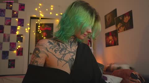 Snapshot of succubus_66 chatting on 01/10/25, 01:41 succubus_66 online show from 01/10/25, 01:41