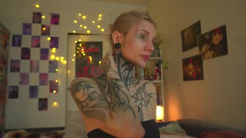 Snapshot of succubus_66 chatting on 02/11/25, 10:37 succubus_66 online show from 02/11/25, 10:37