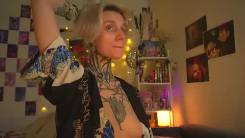 Snapshot of succubus_66 chatting on 03/07/25, 02:56 succubus_66 online show from 03/07/25, 02:56