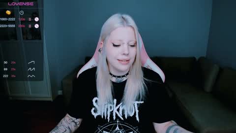Snapshot of succubus_leslie chatting on 12/05/24, 10:12 succubus_leslie online show from 12/05/24, 10:12