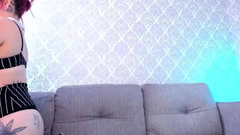 Luna  online show from 02/06/26, 09:07