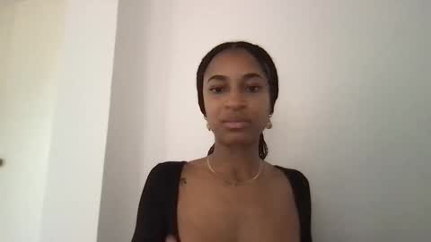 Succubus Sirena online show from 04/16/26, 12:17