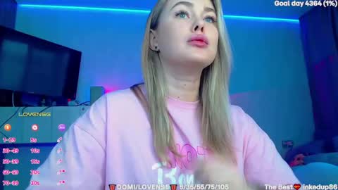 suchcute_ online show from 02/09/26, 02:48