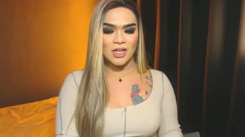 Snapshot of suckablecockoffreya chatting on 01/15/25, 09:20 JADE ELYSE online show from 01/15/25, 09:20