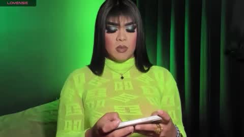 JADE ELYSE online show from 11/10/25, 06:40