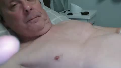 Snapshot of suckablehead6969 chatting on 03/04/25, 12:50 Julie online show from 03/04/25, 12:50