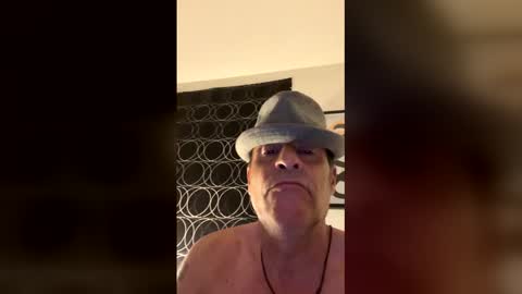 SUCKITU812 online show from 03/29/26, 07:08