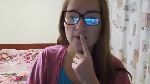 suckmydickifurstreight online show from 12/16/25, 04:45