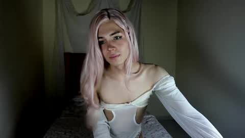 sue online show from 05/10/26, 03:23
