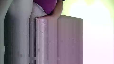 Snapshot of suesser0009 chatting on 11/23/25, 11:43 Martin sweetboy online show from 11/23/25, 11:43