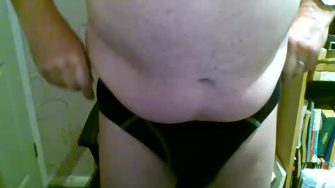 Snapshot of suffolkboy4 chatting on 05/14/26, 10:27 suffolkboy4 online show from 05/14/26, 10:27