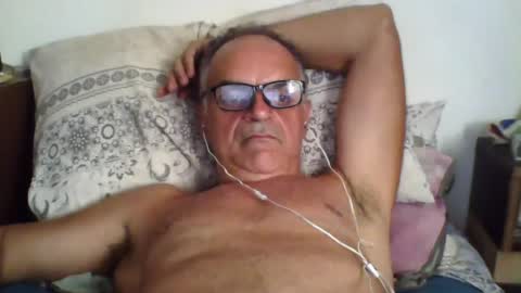 Snapshot of sugar1971 chatting on 06/25/26, 01:04 paolo online show from 06/25/26, 01:04