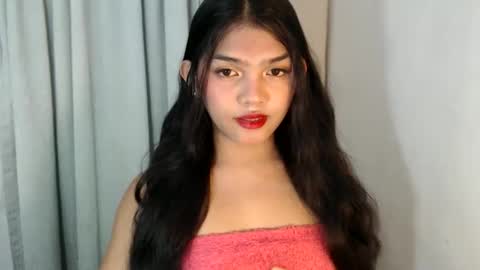 Snapshot of sugar_n_spicex chatting on 02/14/26, 03:53 trisha online show from 02/14/26, 03:53