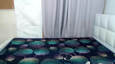 sugar_pixiee online show from 05/18/26, 05:13