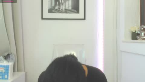 Snapshot of sugarburn chatting on 04/26/26, 06:11 Magda online show from 04/26/26, 06:11