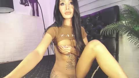 Jess online show from 01/15/25, 04:04