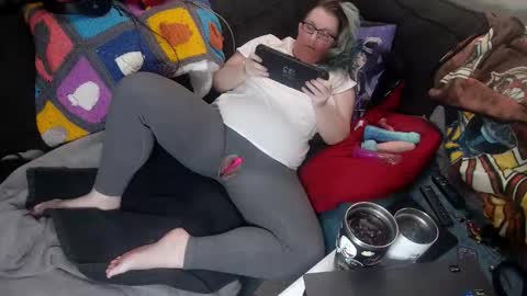 Nami online show from 04/19/26, 01:38