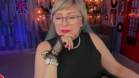 Vivien online show from 02/13/25, 04:17