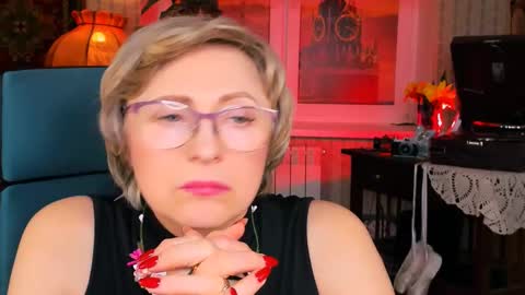 Vivien online show from 03/05/25, 07:17