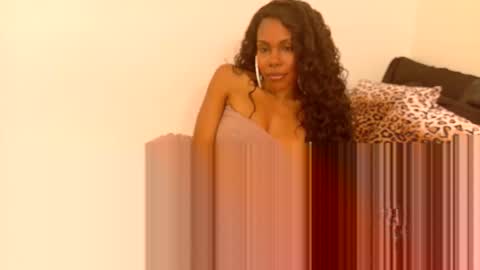 Kim Lee online show from 11/06/25, 12:28