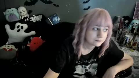 Sugary online show from 12/22/25, 05:15