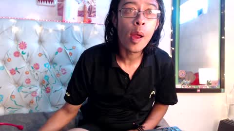 Snapshot of suggabrown_ chatting on 01/18/25, 06:32 suggabrown_ online show from 01/18/25, 06:32