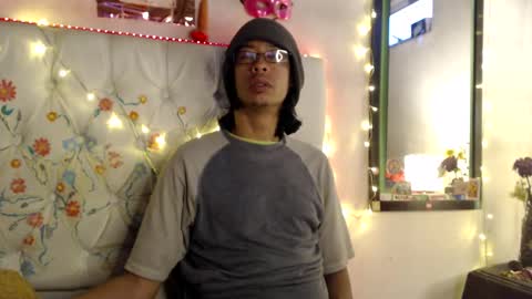 Snapshot of suggabrown_ chatting on 03/02/25, 11:07 suggabrown_ online show from 03/02/25, 11:07