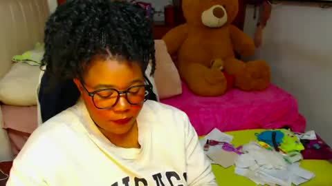 Cami   Back in 2 hours online show from 12/10/24, 06:11